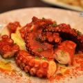 Tapas Y Vino Preview